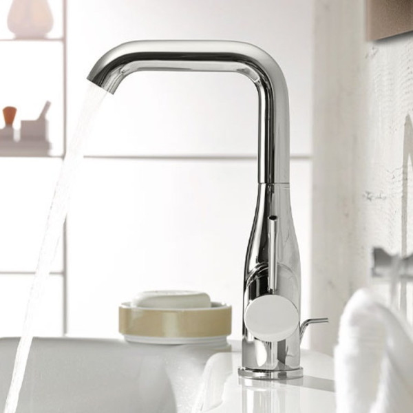 Смеситель для раковины Grohe Essence 23462001