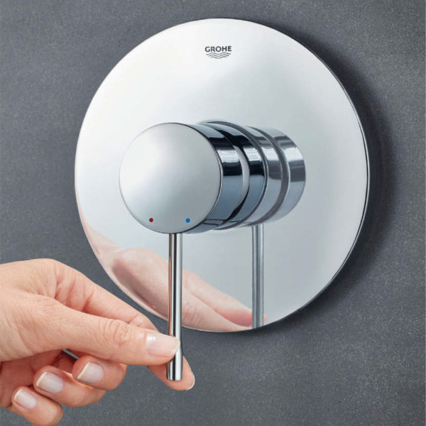 Смеситель для душа Grohe Essence 19286001