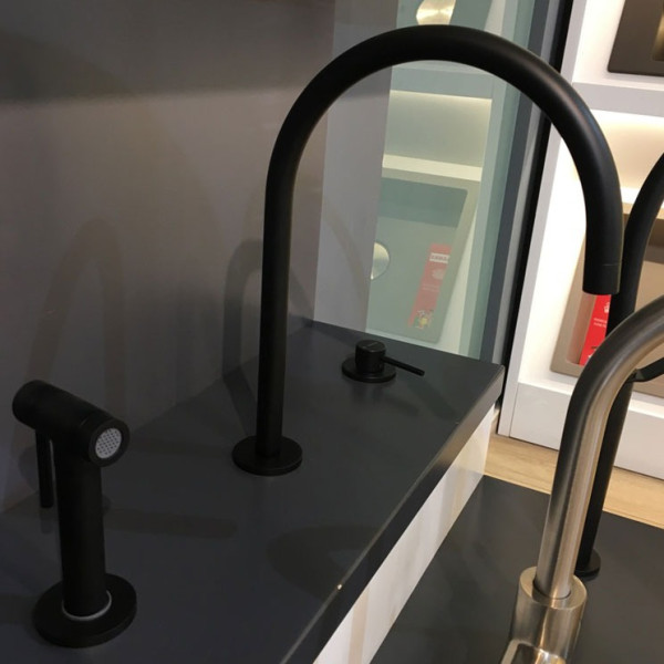 Baterie bucatarie Newform 3Holes 71730.01.093 Black Matt